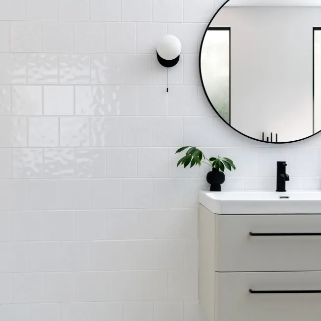 Bumpy Gloss White Wall 15x15