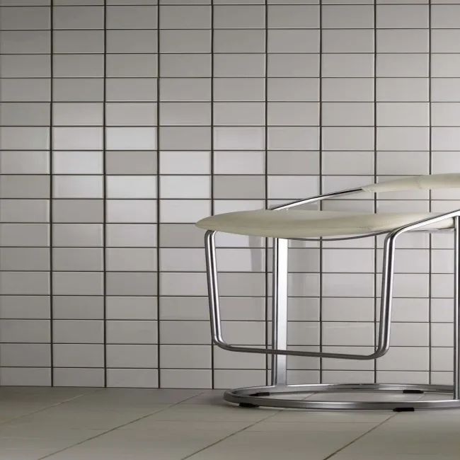 Prismatics Shark Gloss