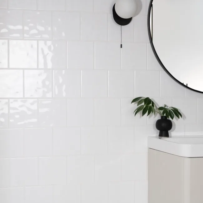 Bumpy Gloss White Wall 15x15