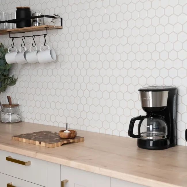 Pixel White Hexagon Gloss 50x50