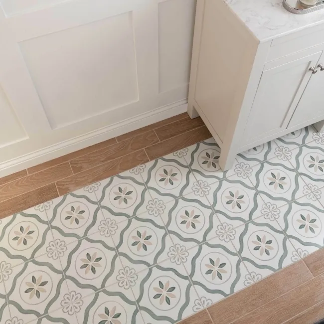 Sirocco Green Petals