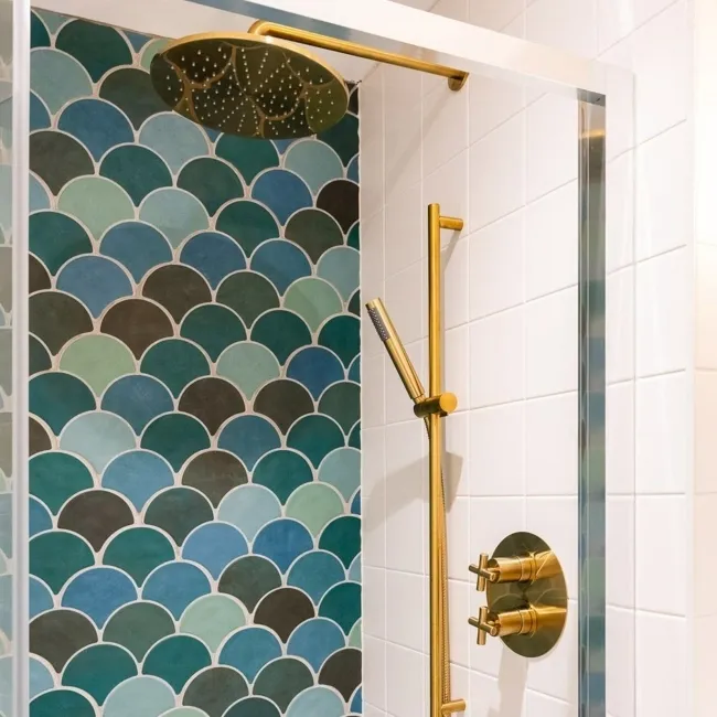 Satin White Wall 15x15