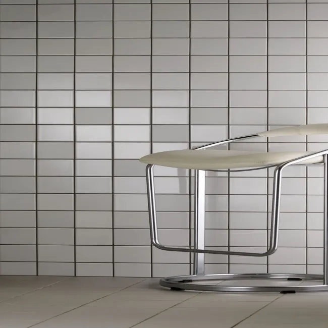 Prismatics Shark Gloss