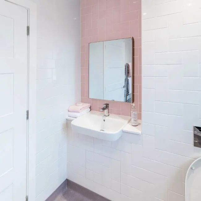 Liso White Gloss Metro Tiles 100x200