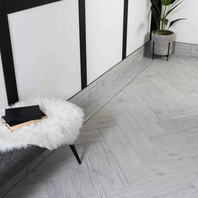 Star Wood Alpine Wood White Oak Wood Effect Tile