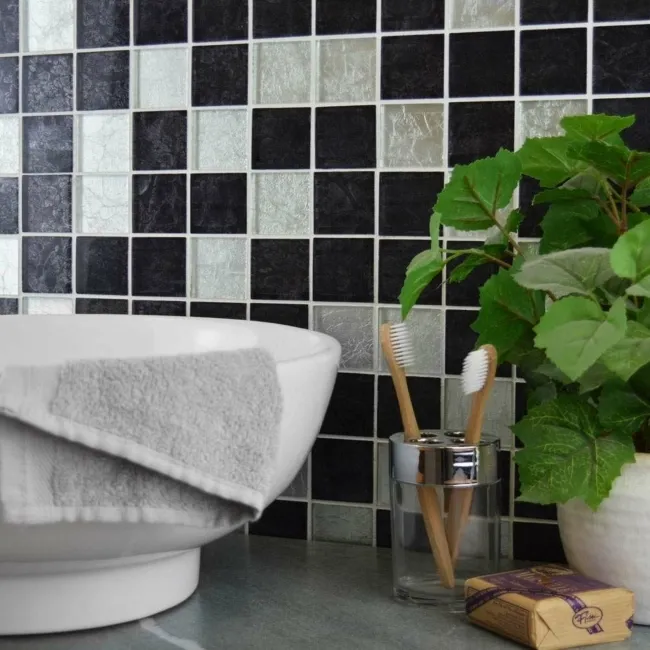 Essence Midnight Square Mix Mosaic