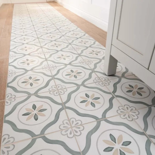 Sirocco Green Petals