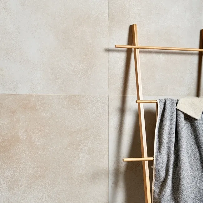 Yuri® Arena 583x583