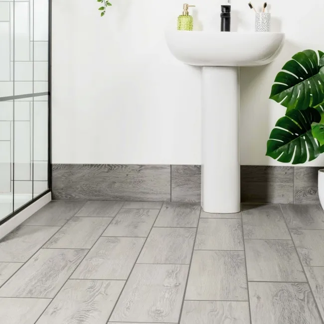 Star Wood Grey Oak Wood Effect Tile
