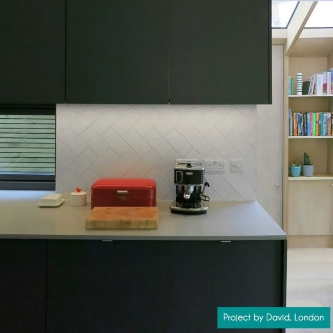 Liso White Flat Matt Metro Tiles 200x100